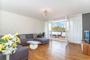 Bezugsfreie 4-Zimmer-Wohnung mit Loggia in München - Milbertshofen / Am Hart, in BMW-Nähe – idea