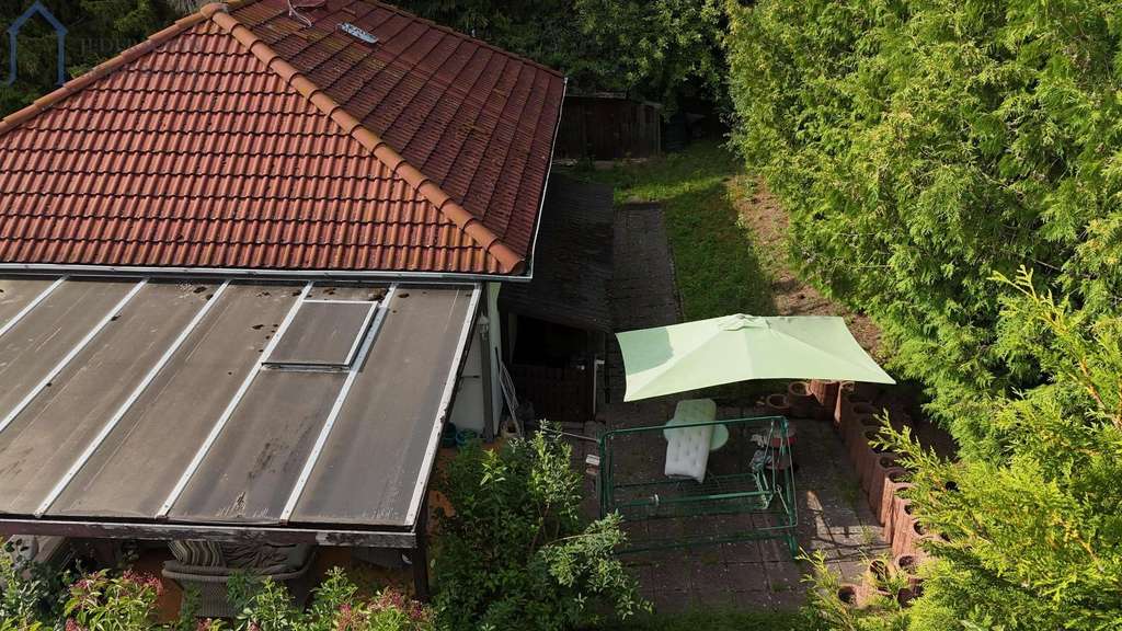 Immobilie in Alheim - Saniertes Ein- bis Zweifamilienhaus mit traumhaftem Wintergarten - Bild 3