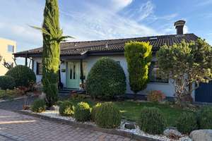 Stilvoller Bungalow mit vielseitig nutzbaren Untergeschoss – Die vollständige Adresse der Immobilie erhältst du vom Anbieter., 55234 Biebelnheim – Vorschaubild 2