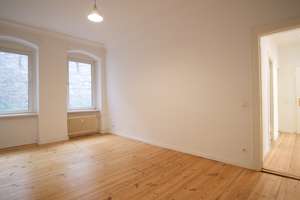 Bezugsfreie 4-Zimmer-Altbauwohnung in Charlottenburg – Die vollständige Adresse der Immobilie erhältst du vom Anbieter., 10627 Charlottenburg, Berlin – Vorschaubild 6