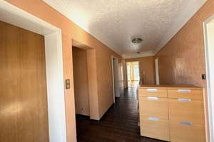 Repräsentatives 2-Familienhaus in toller Ortsrandlage mit Keller, Garage und schönem Garten – Die vollständige Adresse der Immobilie erhältst du vom Anbieter., 76706 Dettenheim – Vorschaubild 10