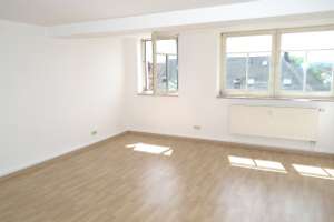Aktuelles Angebot ! 2- Zimmer Wohnung in UNI- Nähe in Chemnitz/ Bernsdorf! – Zschopauer Straße  109, 9126 Lutherviertel, Chemnitz – Vorschaubild 3