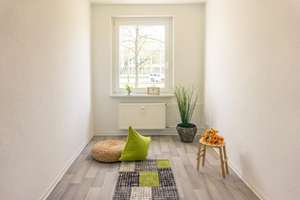 4-Raum-Wohnung mit Tageslichtbad – Neefestr. 63, 9119 Kapellenberg, Chemnitz – Vorschaubild 3