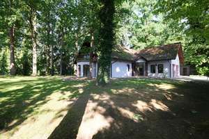 Rarität: Einfamilienhaus mit Doppelgarage und herrlichem alten Baumbestand in Nbg.- Weiherhaus – 90455 Kornburg, Worzeldorf, Nürnberg – Vorschaubild 5