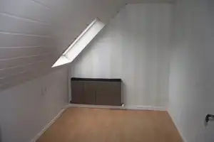 Reihenmittelhaus mit Ufergrundstück – Aachen (Kreis) – Vorschaubild 12