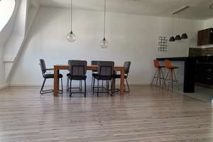 Dachgeschosswohnung mit 2,5 Zimmern in der Maxvorstadt