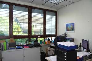 Wandlungsfähiges Bürohaus  in Mehrfamilienhaus mit Parkplätzen in Sol.-Mitte! – Die vollständige Adresse der Immobilie erhältst du vom Anbieter., 42655 Solingen-Mitte, Solingen – Vorschaubild 6