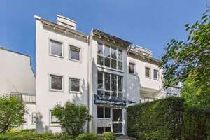 SITULI:     Großzügig wohnen am Ortspark – 3 Zimmer mit traumhafter Dachterrasse – Die vollständige Adresse der Immobilie erhältst du vom Anbieter., 82008 Unterhaching – Vorschaubild 25