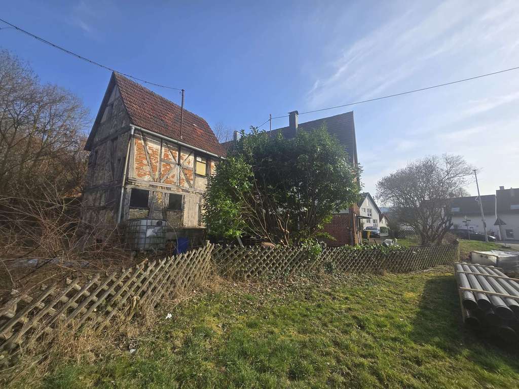 Immobilie in Weissach im Tal - Sanierungsbedürftiges EFH in Weissach im Tal (Aichholzhof) zu verkaufen... - Bild 2