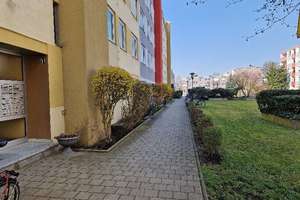 Helle 2-Zimmer-Wohnung mit Balkon in Ziegelstein – Gustav-Weißkopf-Weg 1, 90411 Mooshof, Nürnberg – Vorschaubild 2