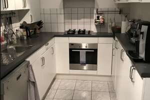 BEFRISTET 1.12-31.8.26, modernisierte 3-Zimmer-Wohnung mit Einbauküche in zentraler Lage in München – Die vollständige Adresse der Immobilie erhältst du vom Anbieter., 80336 St. Paul, München – Vorschaubild 3