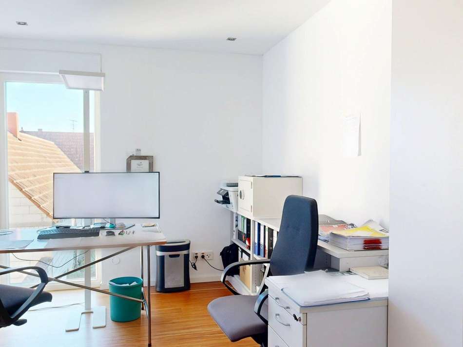 OG Büro-Kinderzimmer