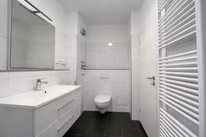 Property thumbnail 6