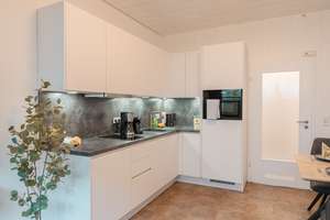 Begehrte Südstadtlage. Modernisiert. Hochwertig möbliert. 2 Zimmer. Frei ab Jan. 2027. – Die vollständige Adresse der Immobilie erhältst du vom Anbieter., 30169 Südstadt, Hannover – Vorschaubild 2