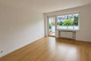 Helle 2-Zimmer-Wohnung in ruhiger Südlage mit Balkon und Parkblick – zentral gelegen – Die vollständige Adresse der Immobilie erhältst du vom Anbieter., 41236 Grenzland-Stadion, Mönchengladbach – Vorschaubild 1