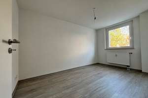 Bezugsfertige 3-Zimmer Wohnung im EG in modernisiertem Gebäude – Emsinghofstr. 5, 44357 Oestrich, Dortmund – Vorschaubild 4