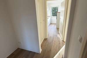Renovierte 2-Zimmer-Wohnung mit Einbauküche  – Pilgerstr. 1, 46149 Schwarze Heide, Oberhausen – Vorschaubild 3