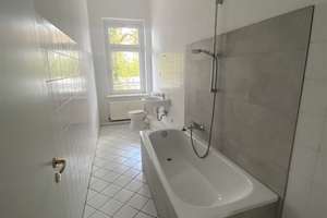 Schleußig* gemütliche 2 Zimmer-Wohnung mit Balkon*Tageslichtbad*  – 4229 Schleußig, Leipzig – Vorschaubild 5
