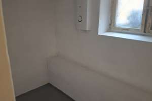 Familienfreundliches 4-ZKB-Haus mit Balkon/Terrasse, Einbauküche & Gäste-WC – Herbsteinerstraße 30, 13435 Wittenau, Berlin – Vorschaubild 18