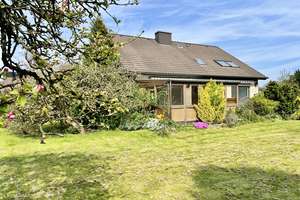 Einfamilienhaus mit großem Garten und Doppelgarage – Die vollständige Adresse der Immobilie erhältst du vom Anbieter., 32756 Detmold – Vorschaubild 22