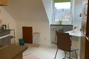 helle kleine City Dachgeschoss Wohnung mit Küche - für 1 Person – Alkuinstraße 20, 54292 Nord, Trier – Vorschaubild 8