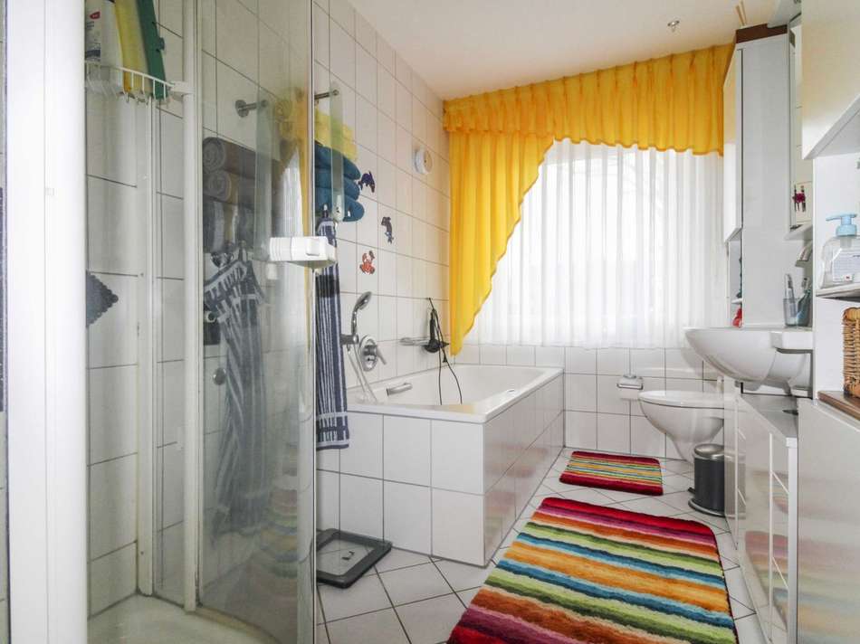 Badezimmer EG