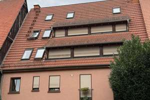 Ruhige Dachgeschoßwohnung