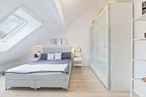 Stilvolles Reihenmittelhaus mit Garten und Pool - Einziehen & Genießen. – Esslingen (Kreis) – Vorschaubild 16