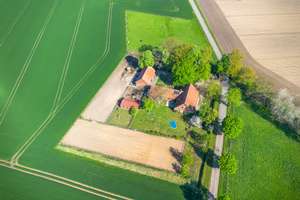 Bassum | Liebevoll modernisierter Resthof mit Charakter auf großzügigem Grundstück in ruhiger Lage – Die vollständige Adresse der Immobilie erhältst du vom Anbieter., 27211 Bassum – Vorschaubild 2