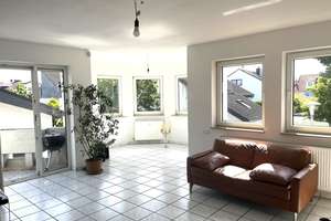 Aparte 2 Zimmerwohnung mit Balkon   - Bestlage Rumpenheim mit Balkon und Tiefgarage – 63075 Rumpenheim, Offenbach am Main – Vorschaubild 3