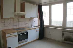Geräumige, 2-Zimmerwohnung (ohne Balkon) mit großer Wohnküche und Tageslichtbad Nähe Fußgängerzone – Berliner Straße 12, 75172 Weststadt, Pforzheim – Vorschaubild 2