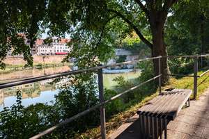 Das pure Lebensgefühl am beliebten Donauufer mit Terrasse & kleinem Garten + TG-Platz – Die vollständige Adresse der Immobilie erhältst du vom Anbieter., 89231 Neu-Ulm – Vorschaubild 3