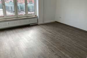 Für Sie renoviert! Helle 2-Zimmer-Wohnung sucht nette Mieter – Frankenstraße 99, 90461 Nürnberg – Vorschaubild 1