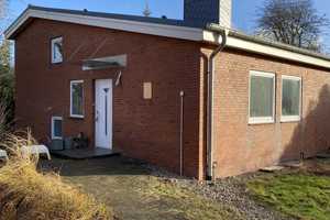 Familienfreundliches 5-Raum-Einfamilienhaus mit EBK in Schwentinental - Klausdorf Schwentinental – Südring 11, 24222 Plön (Kreis) – Vorschaubild 1