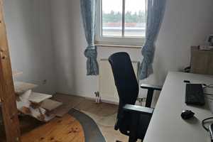 Helle 2-Raum-DG-Wohnung mit Terrasse und Tiefgaragenstellplatz – Karlsruhe – Vorschaubild 9