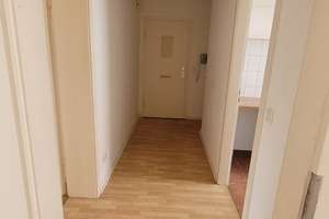 3-Raum-Wohnung mit Balkon in Hannover – Steinfeldstr. 7, 30453 Limmer, Hannover – Vorschaubild 2