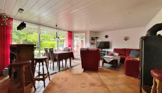 Bild von Doppelhaus mit großem Garten in Hagermarsch!
Objekt-Nr.: 24-019-S
