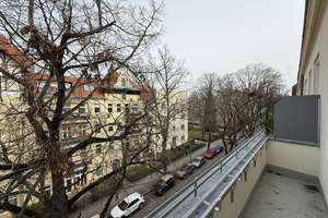 Schöne bezugsfreie 3-Zimmer-Altbauwohnung mit 3 Balkonen und charmanten Altbaudetails! – Machonstraße 17, 12105 Mariendorf, Berlin – Vorschaubild 9