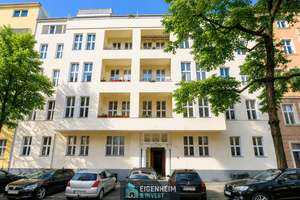 Charlottenburg: stilvolle Altbauwohnung mit hellem Wohnambiente und ruhigem Innenhofbalkon – Die vollständige Adresse der Immobilie erhältst du vom Anbieter., 10629 Charlottenburg, Berlin – Vorschaubild 1