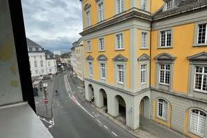 Exklusive 4-Zimmer-Wohnung in Bonn Zentrum – Die vollständige Adresse der Immobilie erhältst du vom Anbieter., 53113 Bonn-Zentrum, Bonn – Vorschaubild 21