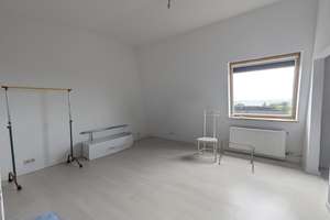 Familienfreundliches Reihenmittelhaus in attraktiver Lage – Die vollständige Adresse der Immobilie erhältst du vom Anbieter., 42279 Oberbarmen, Wuppertal – Vorschaubild 8