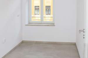 ** Hochwertig sanierte 2-Raum- Wohnung mit Parkett und FHZ*/ WE 02* – Sonnenstraße 75, 9130 Sonnenberg, Chemnitz – Vorschaubild 4