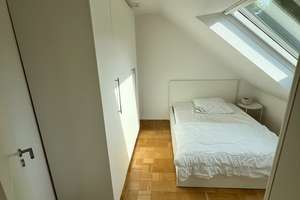 Modernisierte 2,5-Zi.-Wohnung mit Balkon & Grünblick am Ottilienplatz – Klimaanlage, neue Fenster – Die vollständige Adresse der Immobilie erhältst du vom Anbieter., 47058 Duissern, Duisburg – Vorschaubild 6