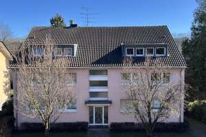 Aufwendig saniert, sehr gut geschnitten: 3-Zimmer-Wohnung mit Balkon, Einbauküche