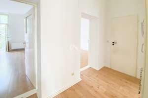 PROVISIONSFREI | ZWEI ZIMMER IN REPRÄSENATIVEM ALTBAU MIT BALKON IM SAMARITERKIEZ | – Dolziger Str. 13, 10247 Friedrichshain, Berlin – Vorschaubild 7