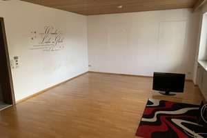 Viel Freiraum: Doppelhaushälfte in Oberschneiding – Ringstr. 10, 94363 Oberschneiding – Vorschaubild 9