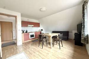 Großzügiges Haus mit 3 bezugsfreien Wohnungen – ideal als Mehrgenerationenhaus. Top Zustand. – Die vollständige Adresse der Immobilie erhältst du vom Anbieter., 13125 Buch, Berlin – Vorschaubild 17