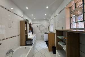 CHARMANTES EINFAMILIENHAUS - 5 ZIMMER, GROßER GARTEN & 50 m² TERRASSE – 65931 Sindlingen, Frankfurt am Main – Vorschaubild 16