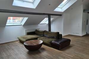 Exklusive 3,5-Zimmer-Dachgeschosswohnung mit Loggia, EBK und Stellplatz in Stuttgart – Werastraße 135, 70190 Stöckach, Stuttgart – Vorschaubild 2