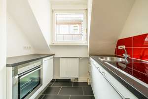 Charmante 3-Zimmer-DG-Wohnung nahe Villa Berg  in Stuttgart-Ost – Die vollständige Adresse der Immobilie erhältst du vom Anbieter., 70190 Stöckach, Stuttgart – Vorschaubild 6